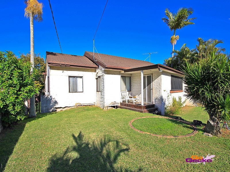 325 Upper Esplanade, Manly QLD 4179