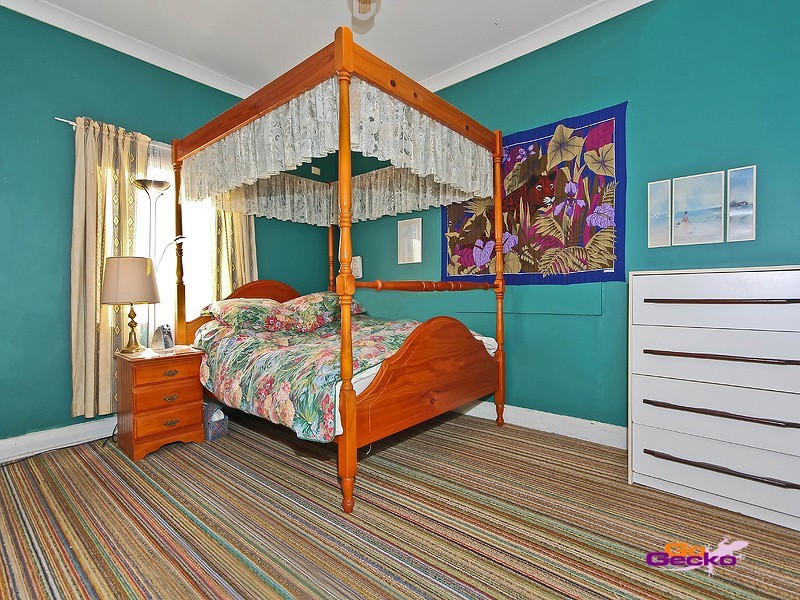 325 Upper Esplanade, Manly QLD 4179