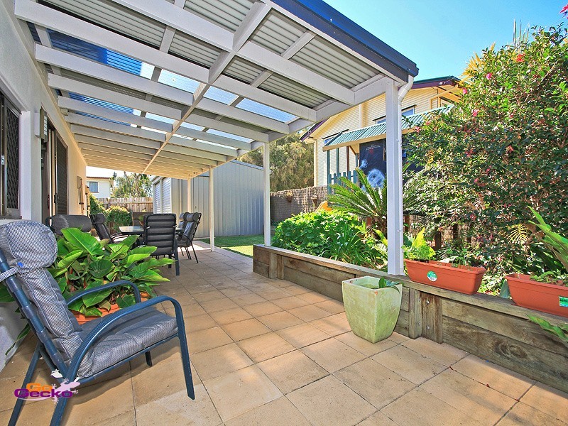 2 Talegalla Street, Wynnum West QLD 4178