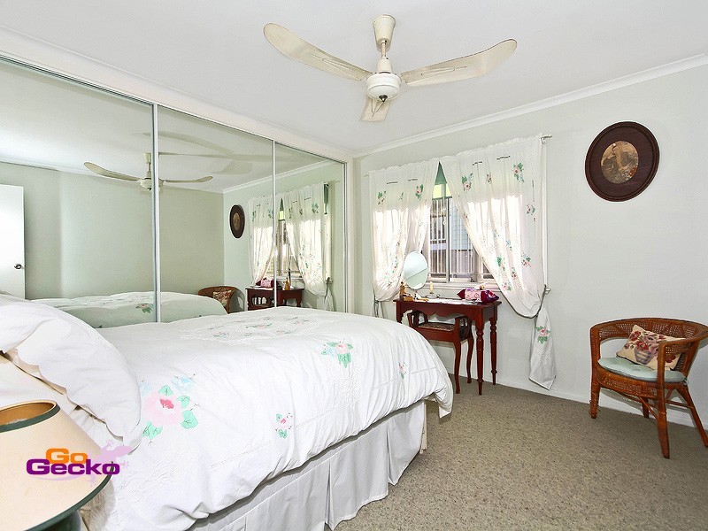 109 Kianawah Road, Wynnum West QLD 4178