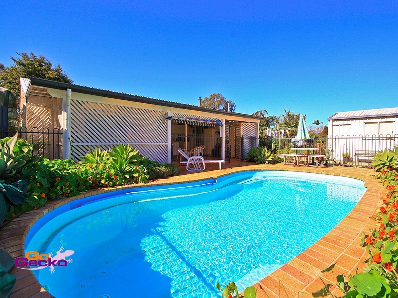 109 Kianawah Road, Wynnum West QLD 4178