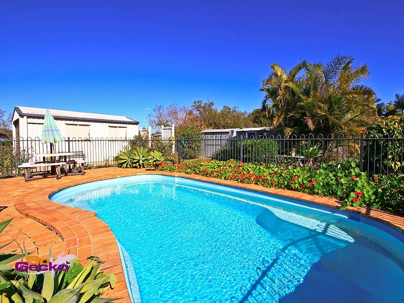 109 Kianawah Road, Wynnum West QLD 4178