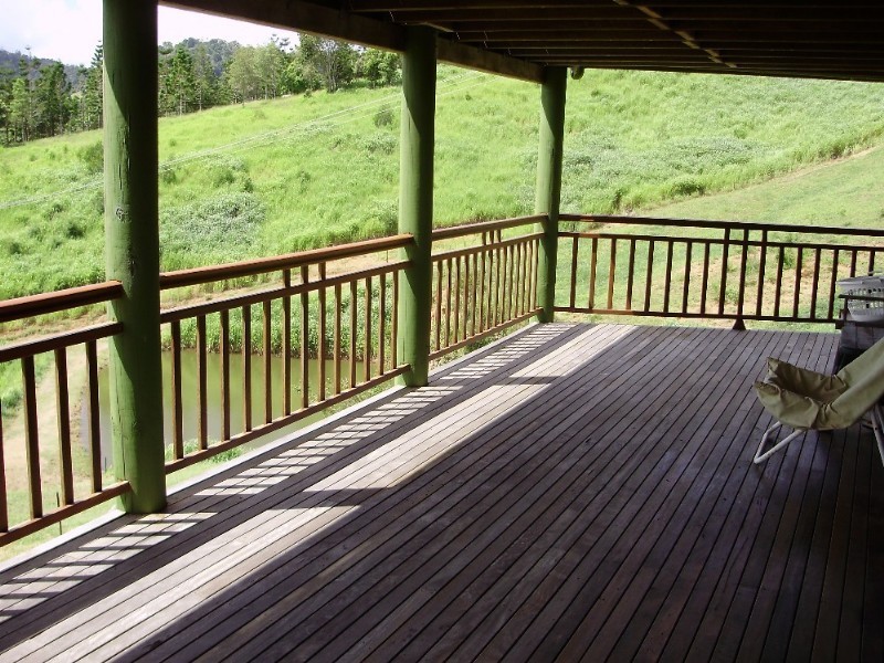 183 Robinson Road, Calico Creek QLD 4570