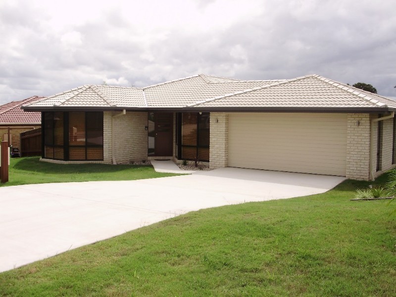 37 McPhail Street, Southside QLD 4570