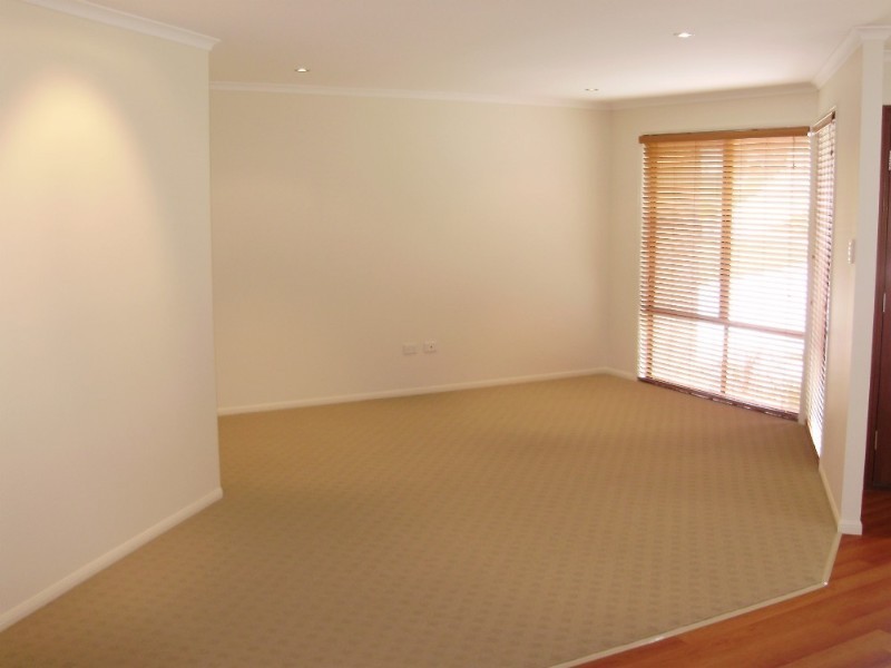 37 McPhail Street, Southside QLD 4570