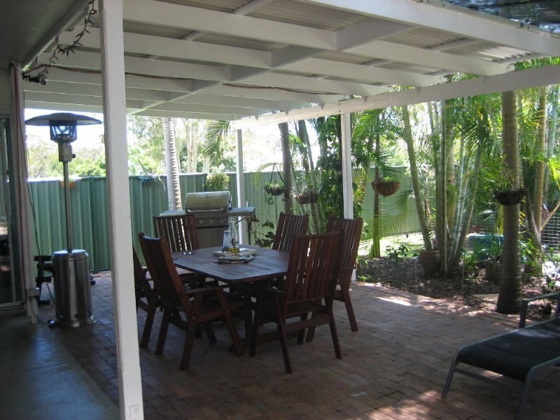 4 Essex Court, Cooloola Cove QLD 4580