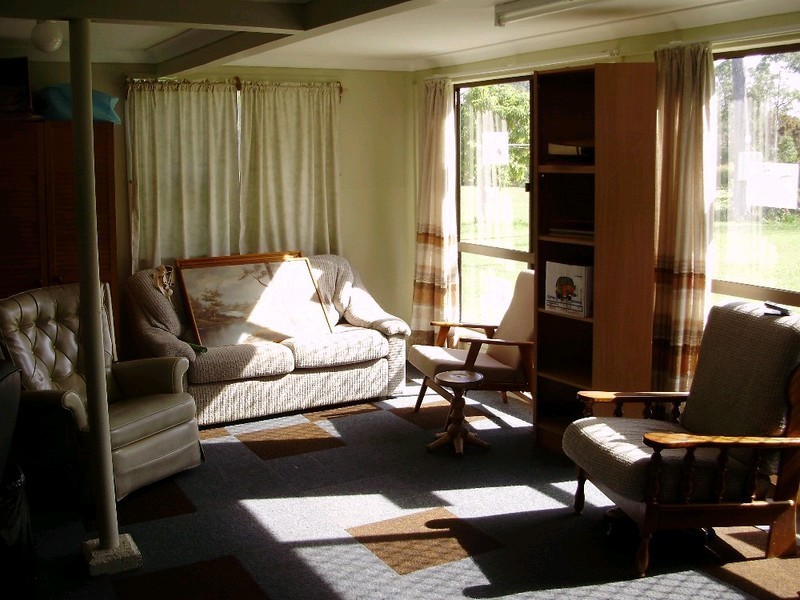 287 Tinana Road, Goomboorian QLD 4570