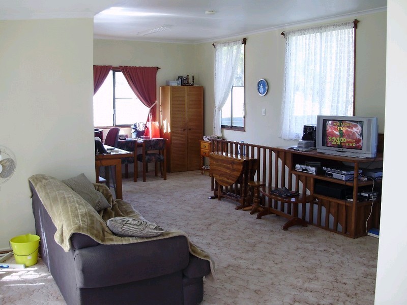 287 Tinana Road, Goomboorian QLD 4570