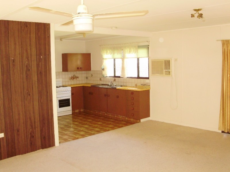 22 Leonard Street, Southside QLD 4570