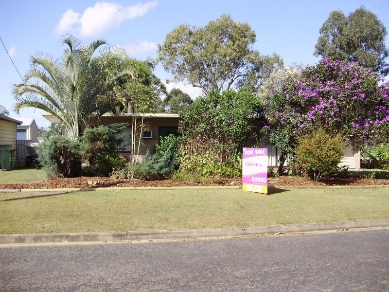 22 Leonard Street, Southside QLD 4570