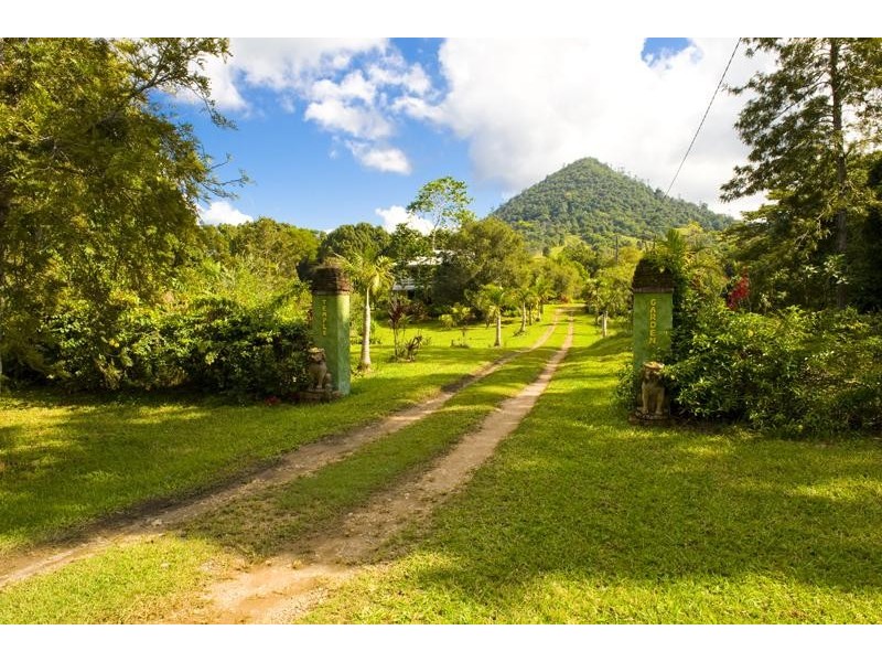 3 Upper Pinbarren Creek Road, Pomona QLD 4568