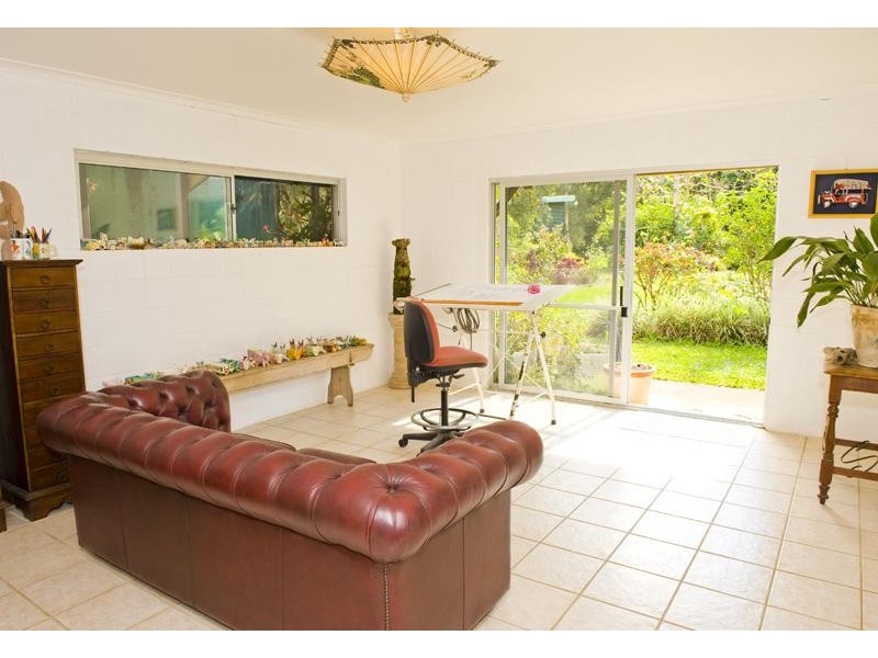 3 Upper Pinbarren Creek Road, Pomona QLD 4568