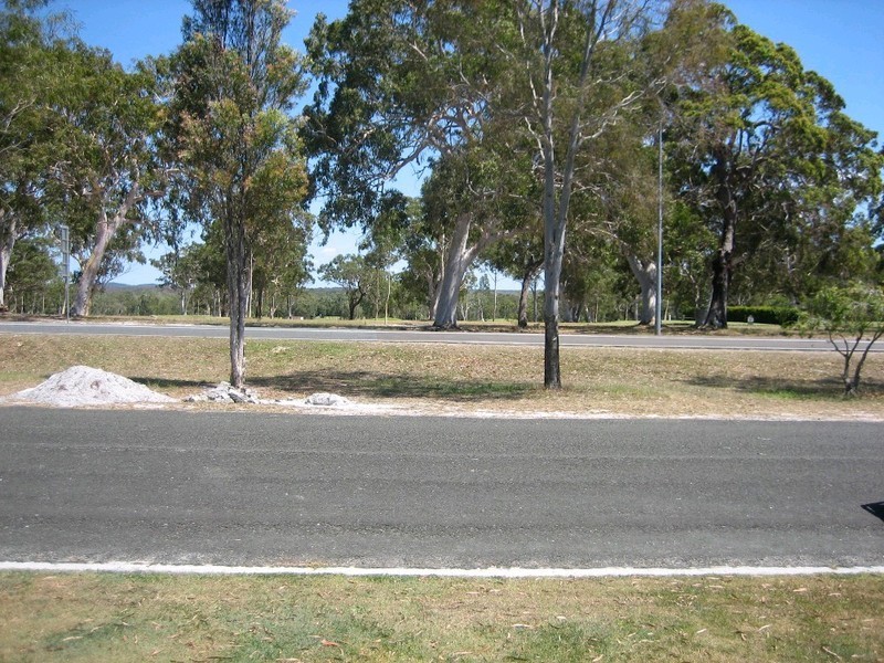 201 Gympie Road, Tin Can Bay QLD 4580