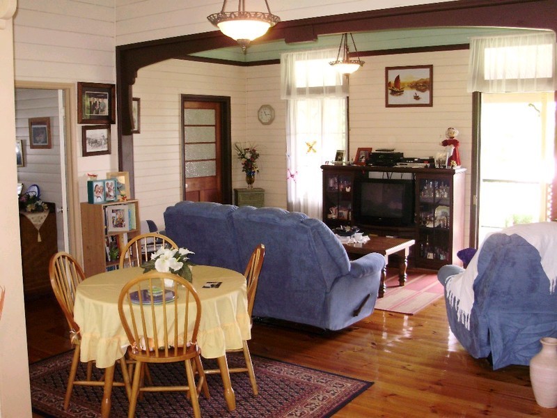 3 Spring Street, Monkland QLD 4570