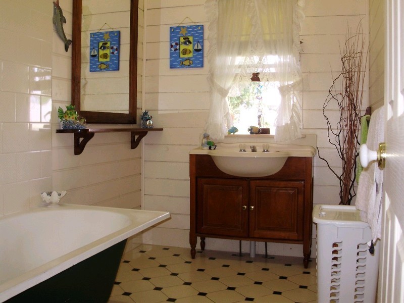 3 Spring Street, Monkland QLD 4570