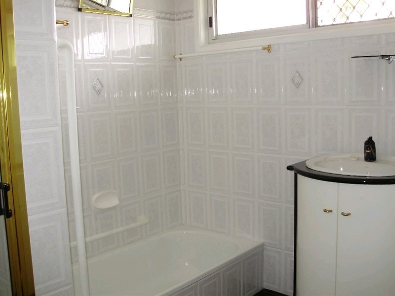 47 Watson Road, Southside QLD 4570