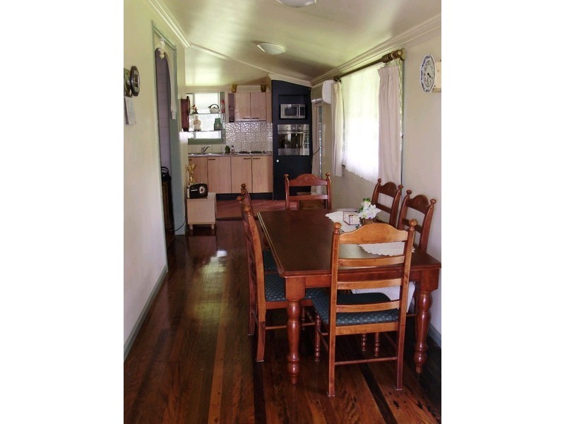 26 Power Road, Southside QLD 4570