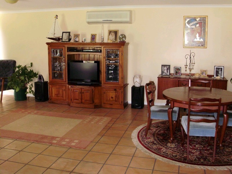 106 Hartwig Road, Mothar Mountain QLD 4570