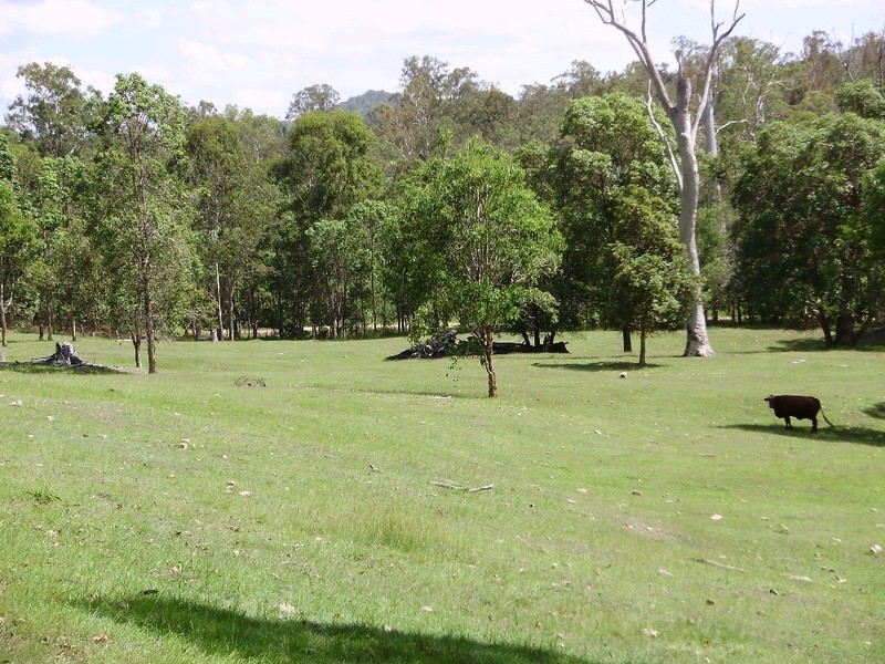 106 Hartwig Road, Mothar Mountain QLD 4570