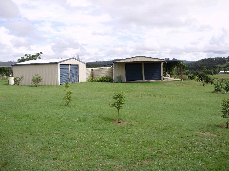 1 Tarragon Road, The Palms QLD 4570