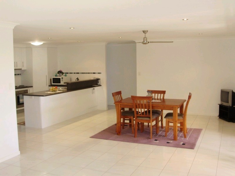 9 Directors Circuit, Jones Hill QLD 4570