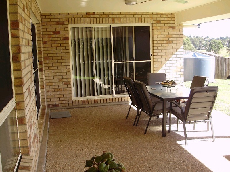 9 Directors Circuit, Jones Hill QLD 4570