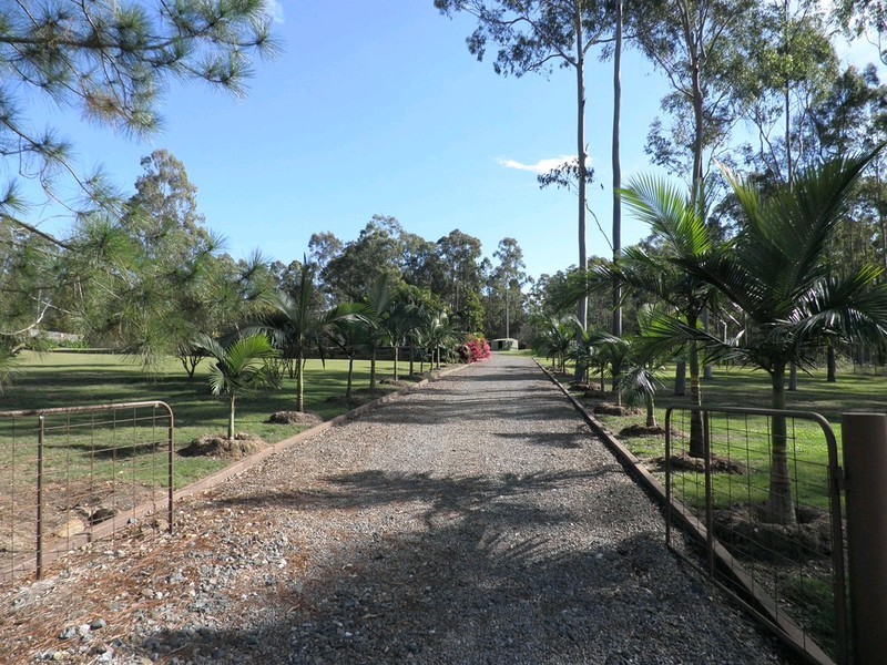 189 Cliff Jones Road, Curra QLD 4570