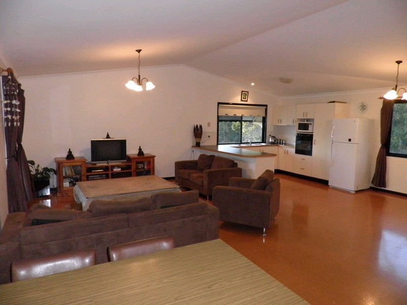 29 Gympie View Drive, Southside QLD 4570