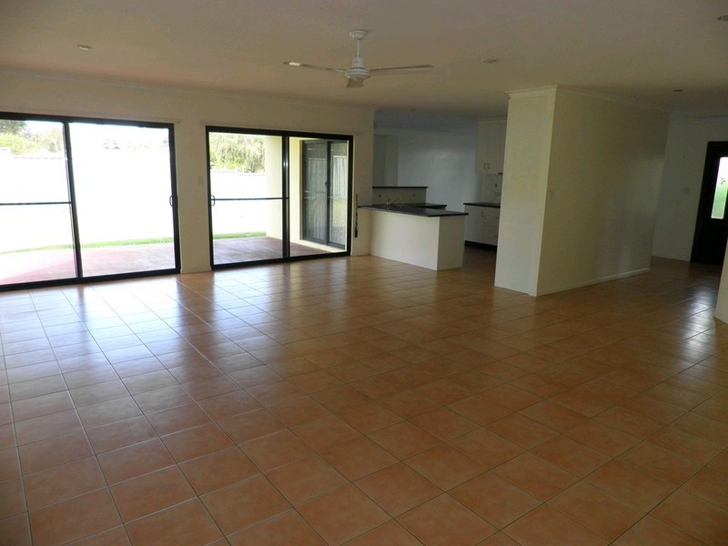 7 Groundwater Road, Southside QLD 4570