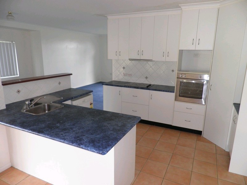 7 Groundwater Road, Southside QLD 4570