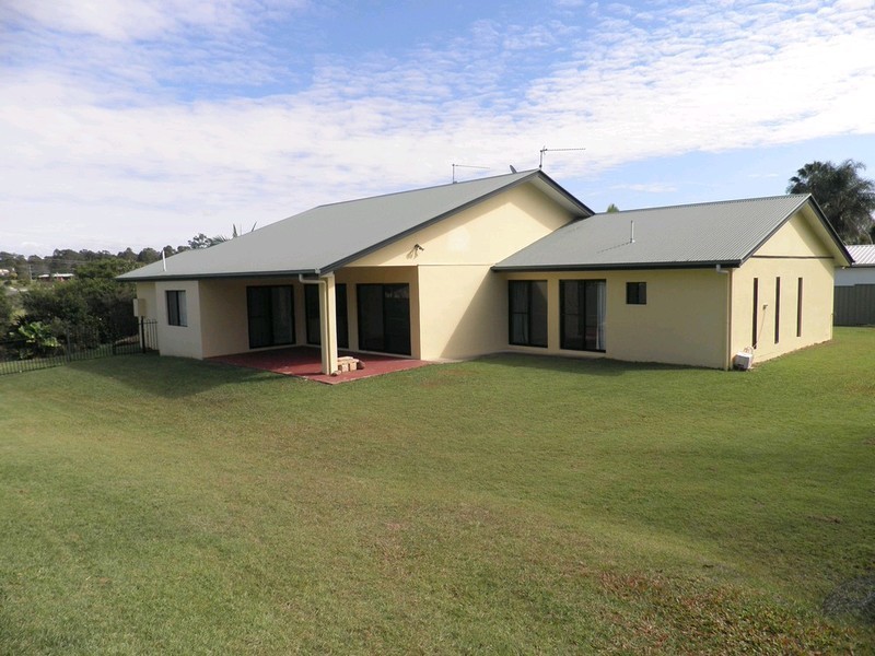 7 Groundwater Road, Southside QLD 4570