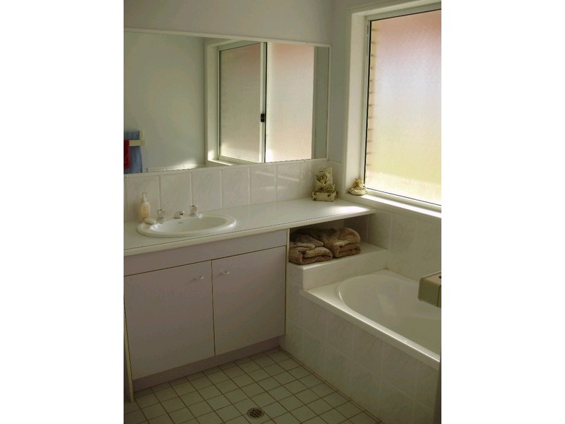 142 Enterprise Road, Veteran QLD 4570