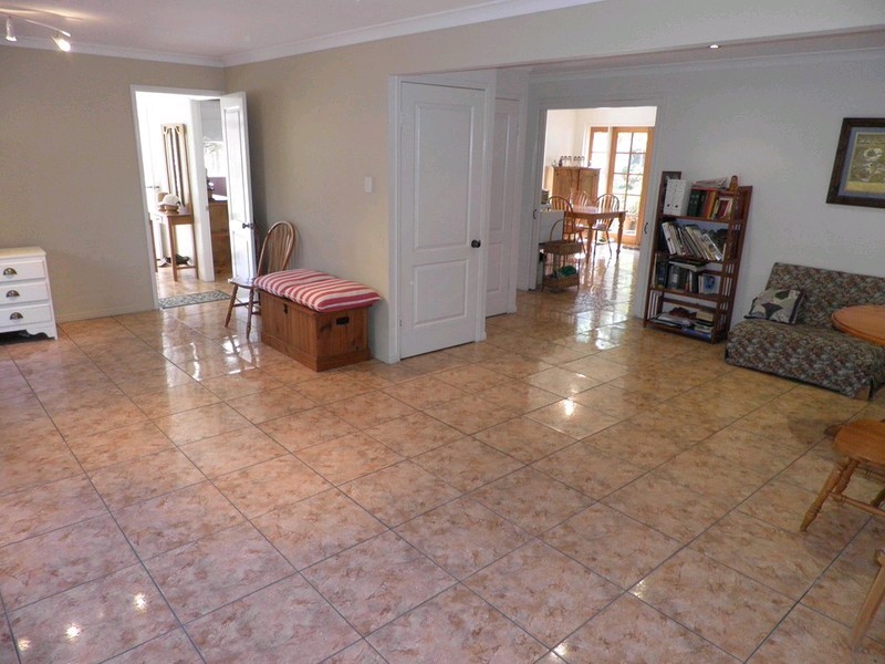 11a Burchill Lane, Monkland QLD 4570