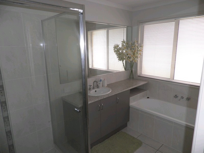 17 Fairway Drive, Gympie QLD 4570