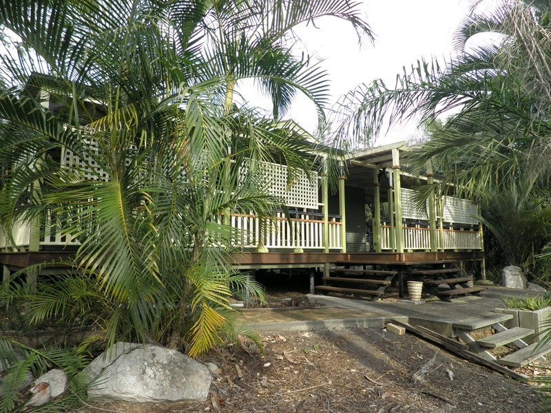 98 Bill James Road, Chatsworth QLD 4570