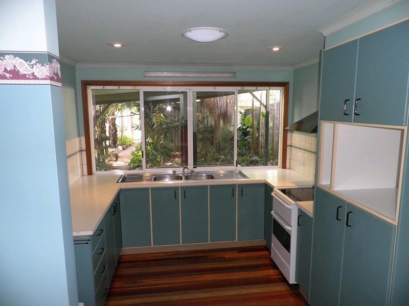 98 Bill James Road, Chatsworth QLD 4570