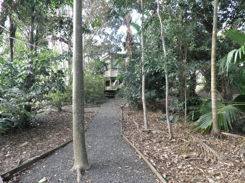 98 Bill James Road, Chatsworth QLD 4570