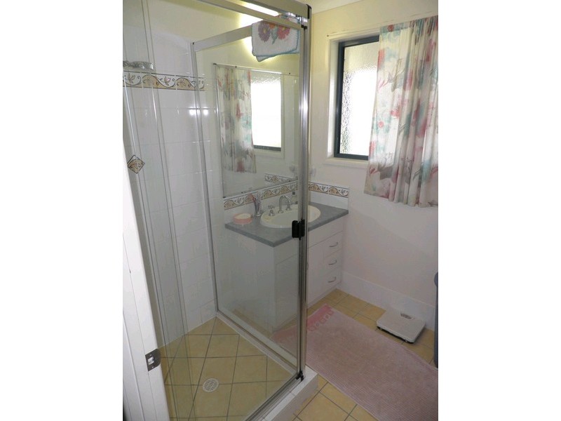 18 Dan Meurant Drive, Curra QLD 4570