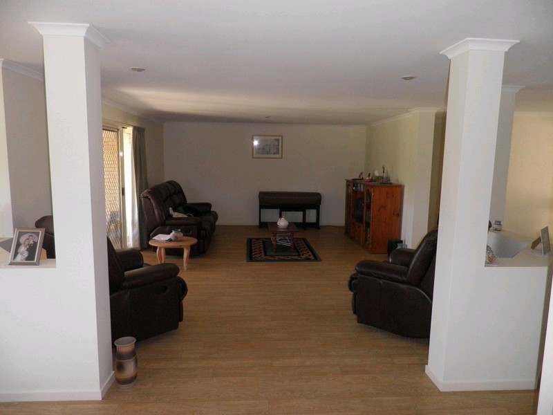 10 Sturgess Road, Pie Creek QLD 4570