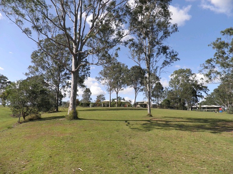 75 Sovereign Drive, Tamaree QLD 4570