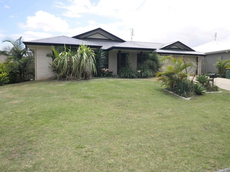 24 Fairway Drive, Gympie QLD 4570