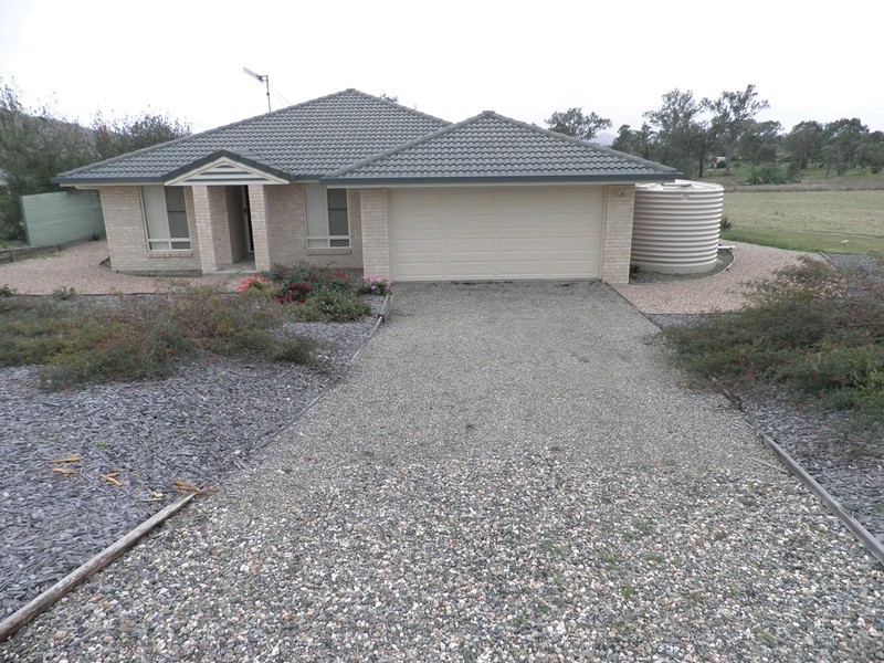 16 Kitt Crescent, Kilkivan QLD 4600