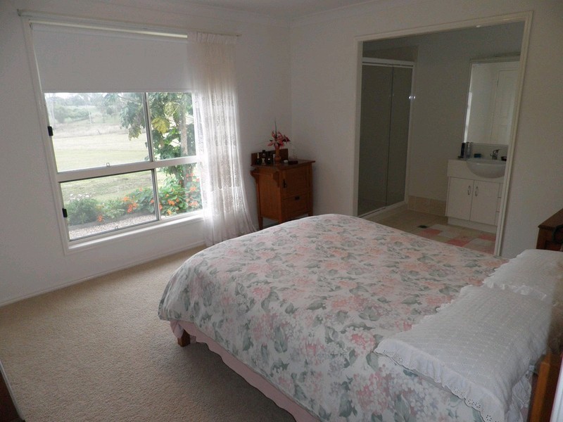 16 Kitt Crescent, Kilkivan QLD 4600