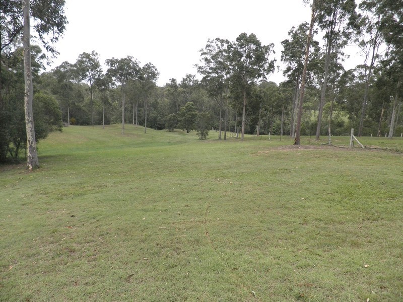 1 Karen Road, Tamaree QLD 4570