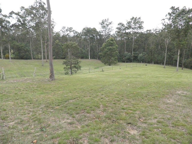 1 Karen Road, Tamaree QLD 4570