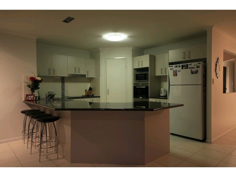 11 Presidential Avenue, Southside QLD 4570