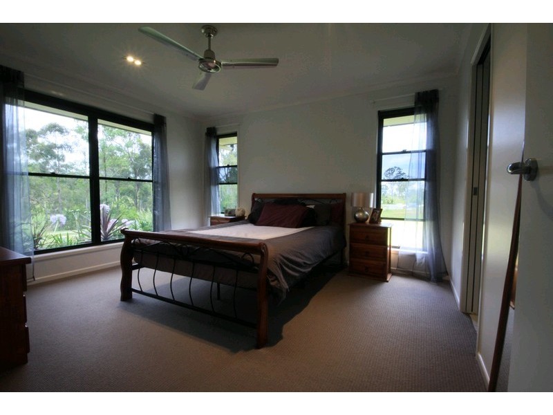 11 Presidential Avenue, Southside QLD 4570