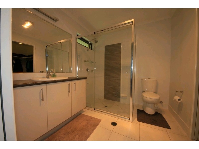 11 Presidential Avenue, Southside QLD 4570