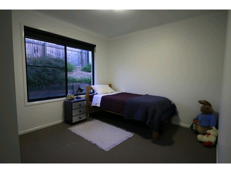 11 Presidential Avenue, Southside QLD 4570