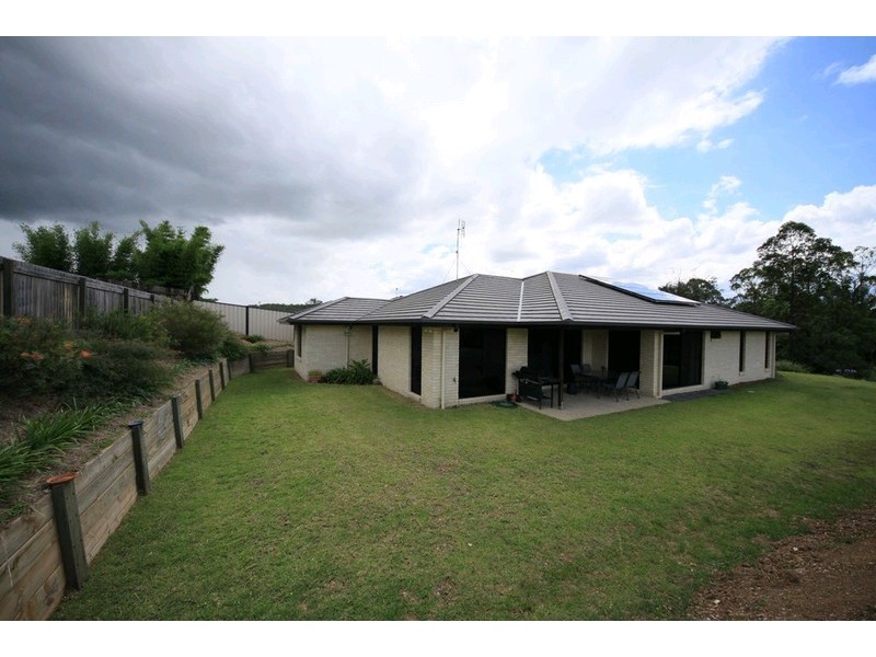 11 Presidential Avenue, Southside QLD 4570